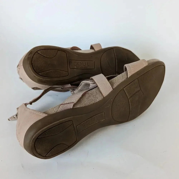 Natural Soul Avonlee Gladiator Sandal - 6.5 - Picture 8 of 8